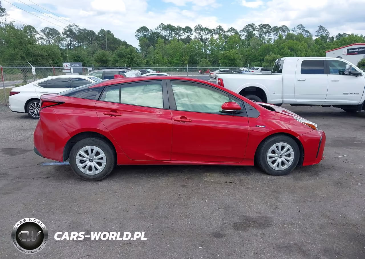 2021 Toyota Prius L Eco VIN:JTDKAMFU8M3147260 - 12