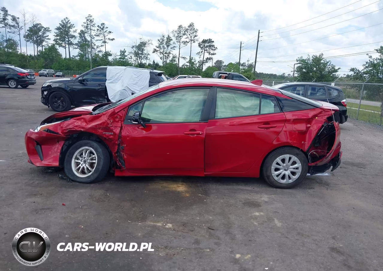 2021 Toyota Prius L Eco VIN:JTDKAMFU8M3147260 - 13