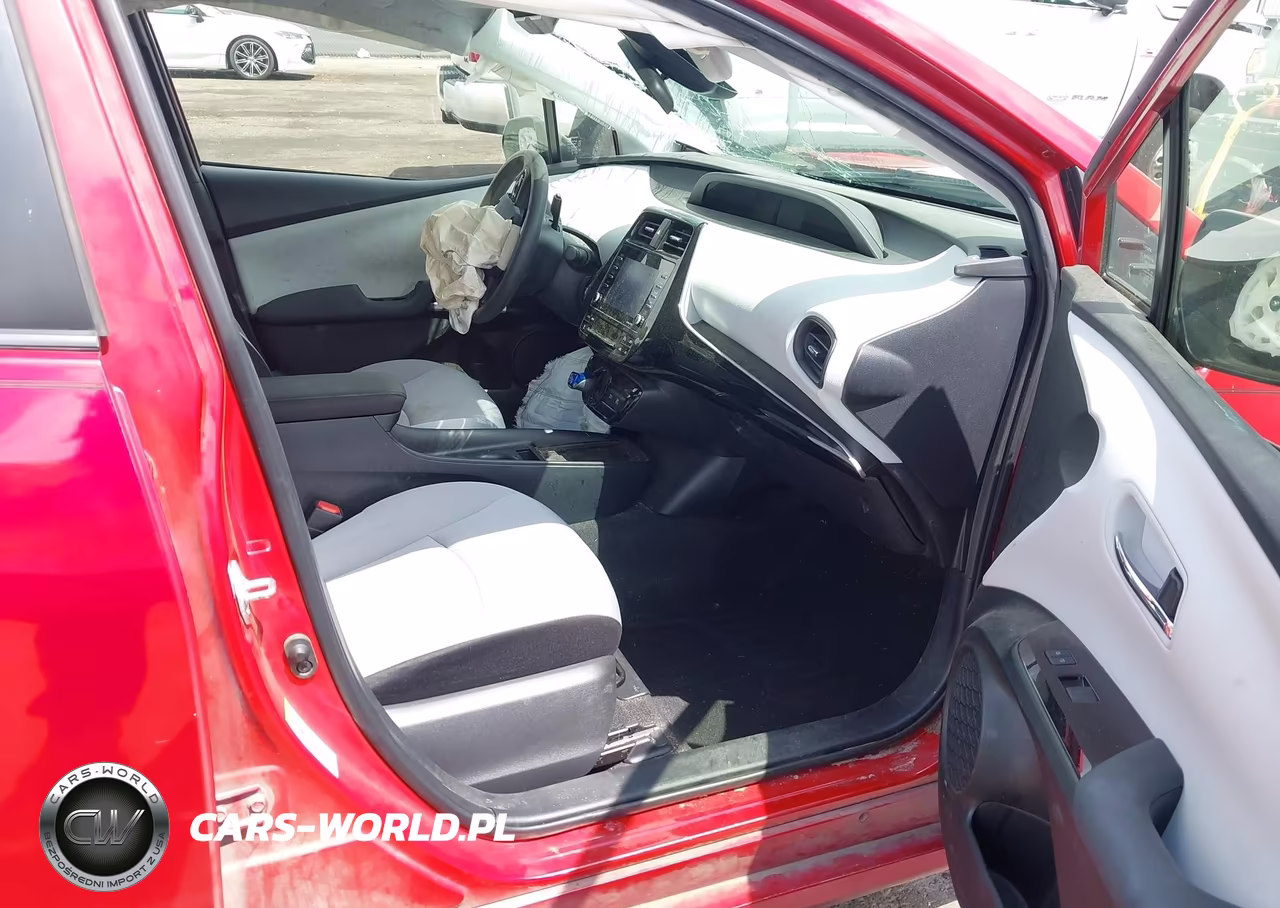 2021 Toyota Prius L Eco VIN:JTDKAMFU8M3147260 - 5