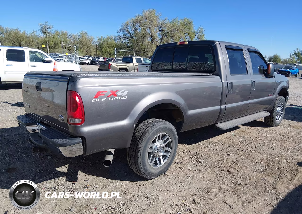 2005 Ford F-350 Lariat-Xl-Xlt VIN:1FTWW31P95EA10042 - 4