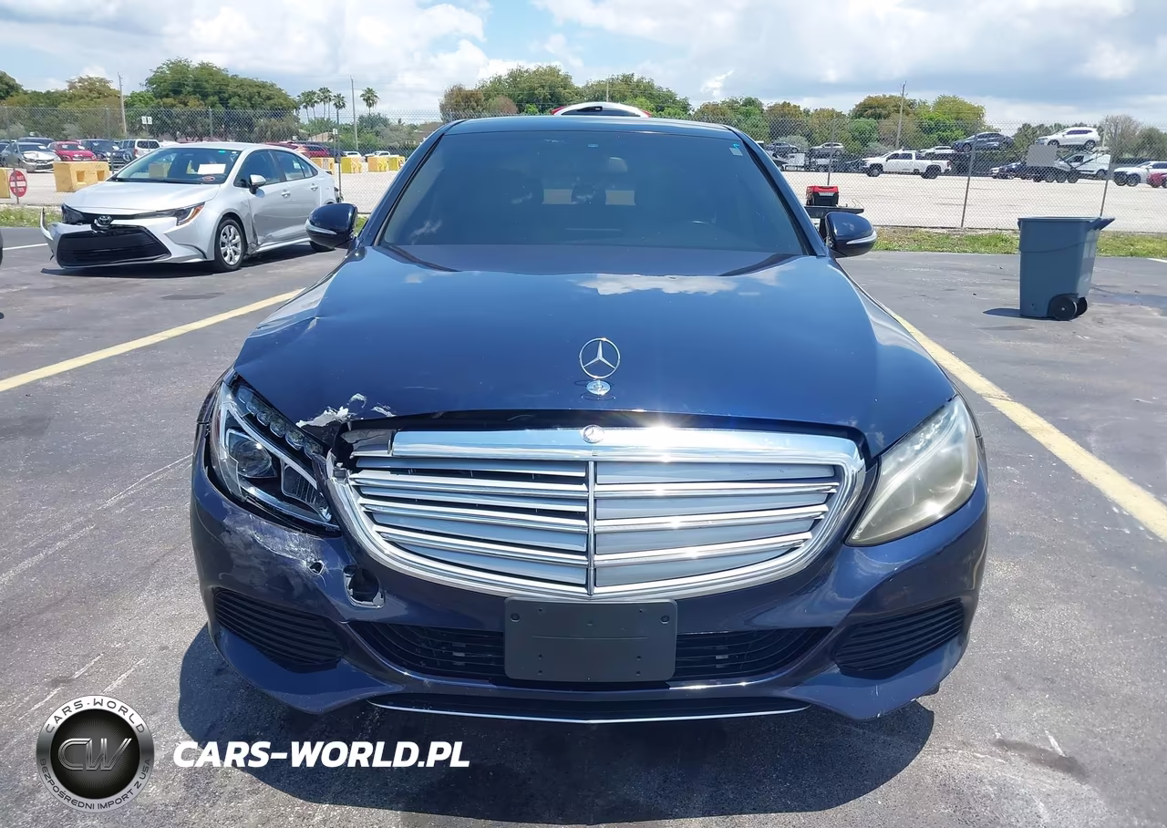 2015 Mercedes-Benz C 300 Luxury 4Matic VIN:55SWF4KB6FU034595 - 12