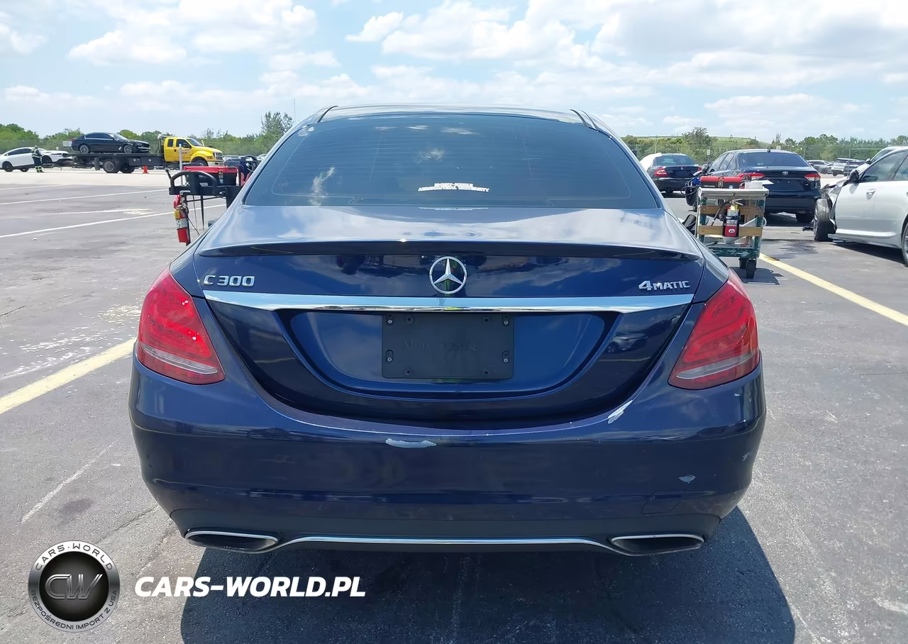 2015 Mercedes-Benz C 300 Luxury 4Matic VIN:55SWF4KB6FU034595 - 16