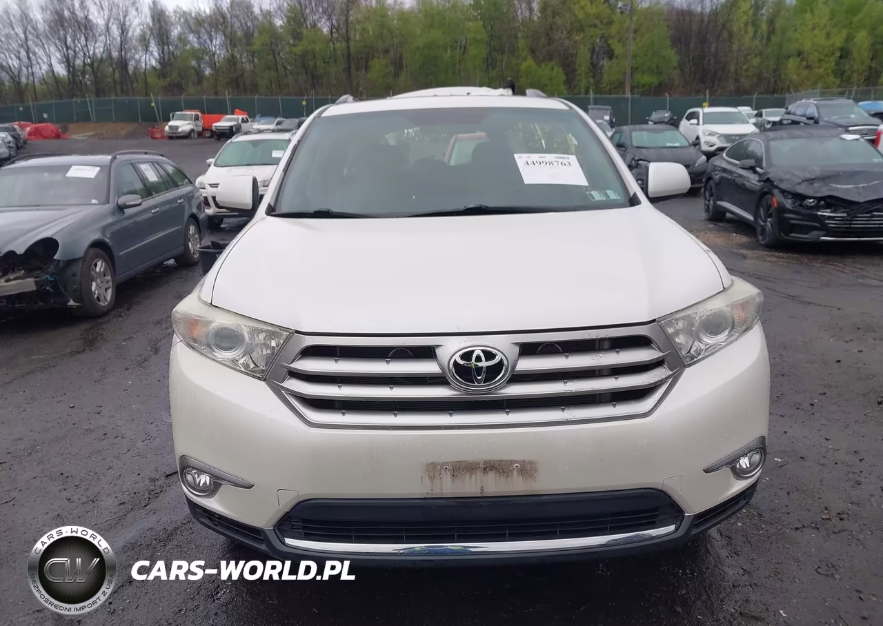 2012 Toyota Highlander Base V6 VIN:5TDBK3EH2CS160014 - 12