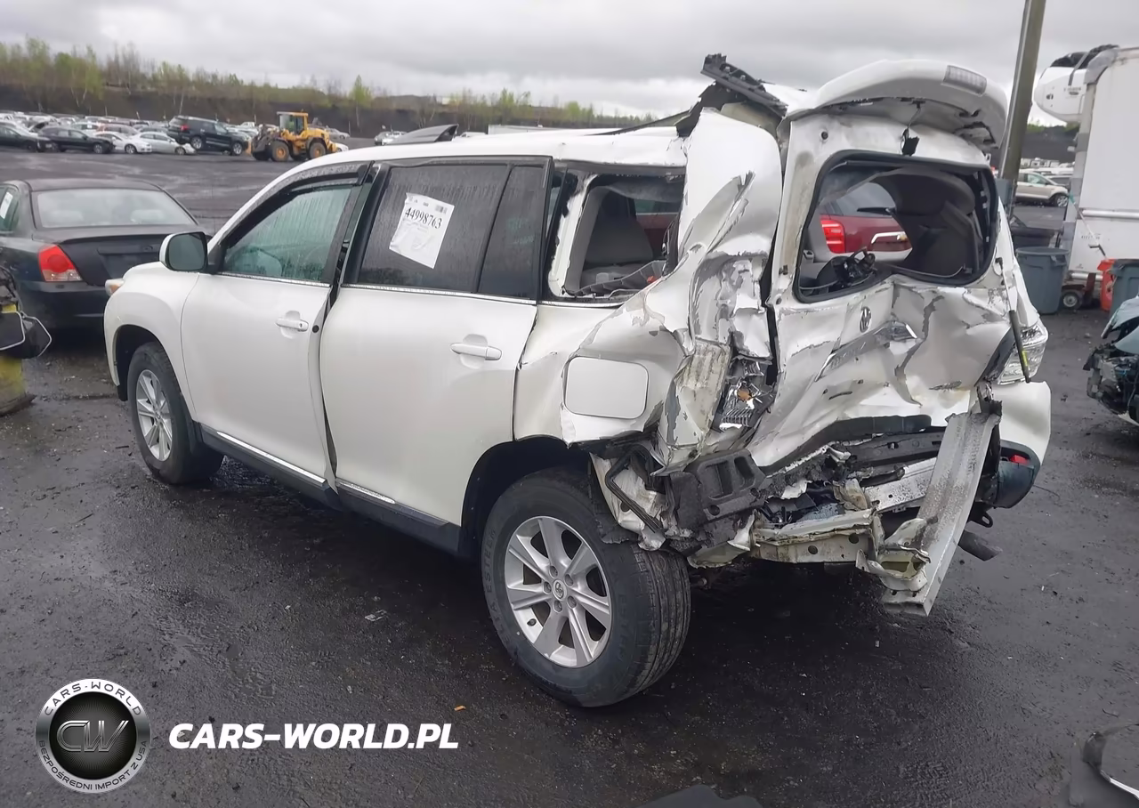 2012 Toyota Highlander Base V6 VIN:5TDBK3EH2CS160014 - 3