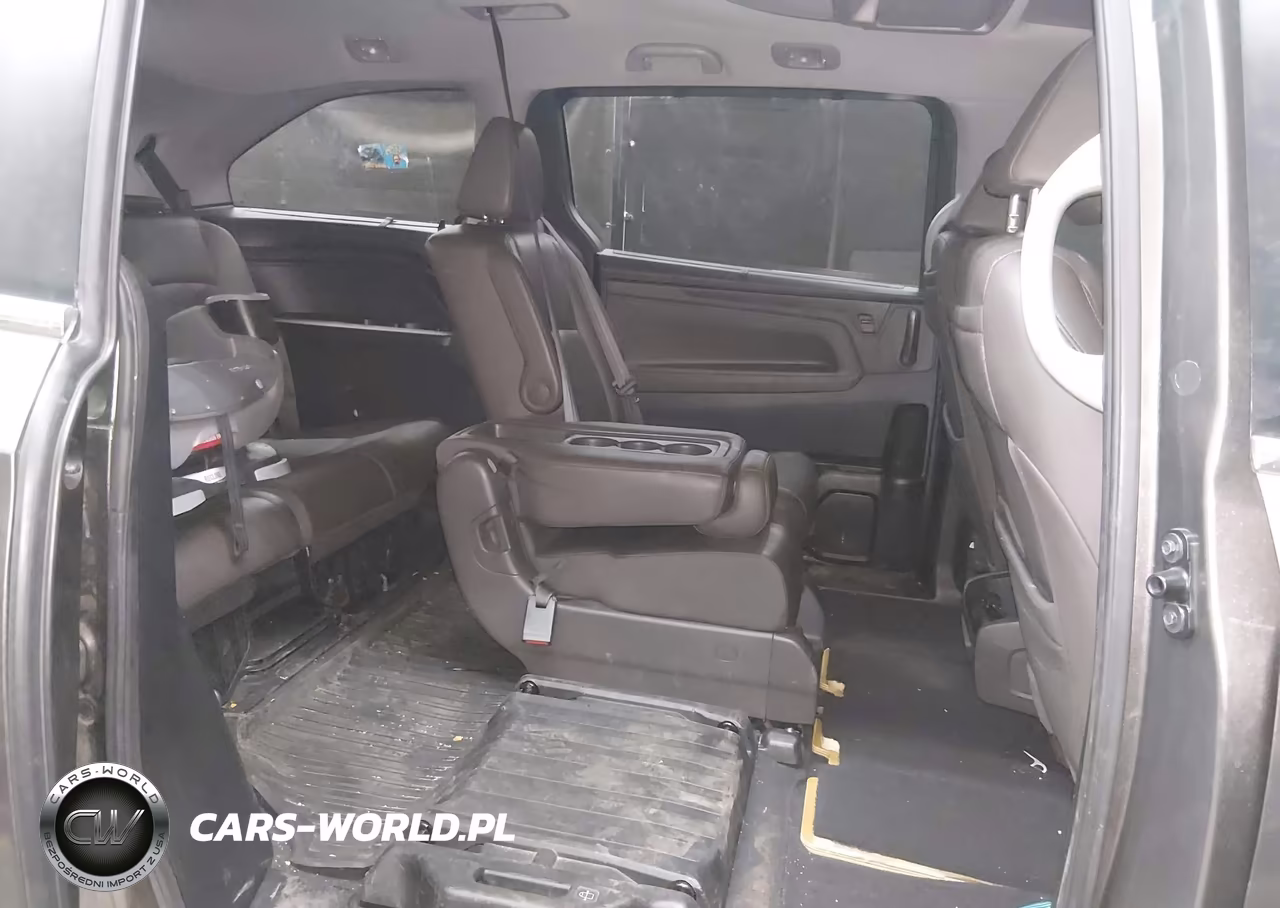 2020 Honda Odyssey Touring VIN:5FNRL6H88LB002225 - 8