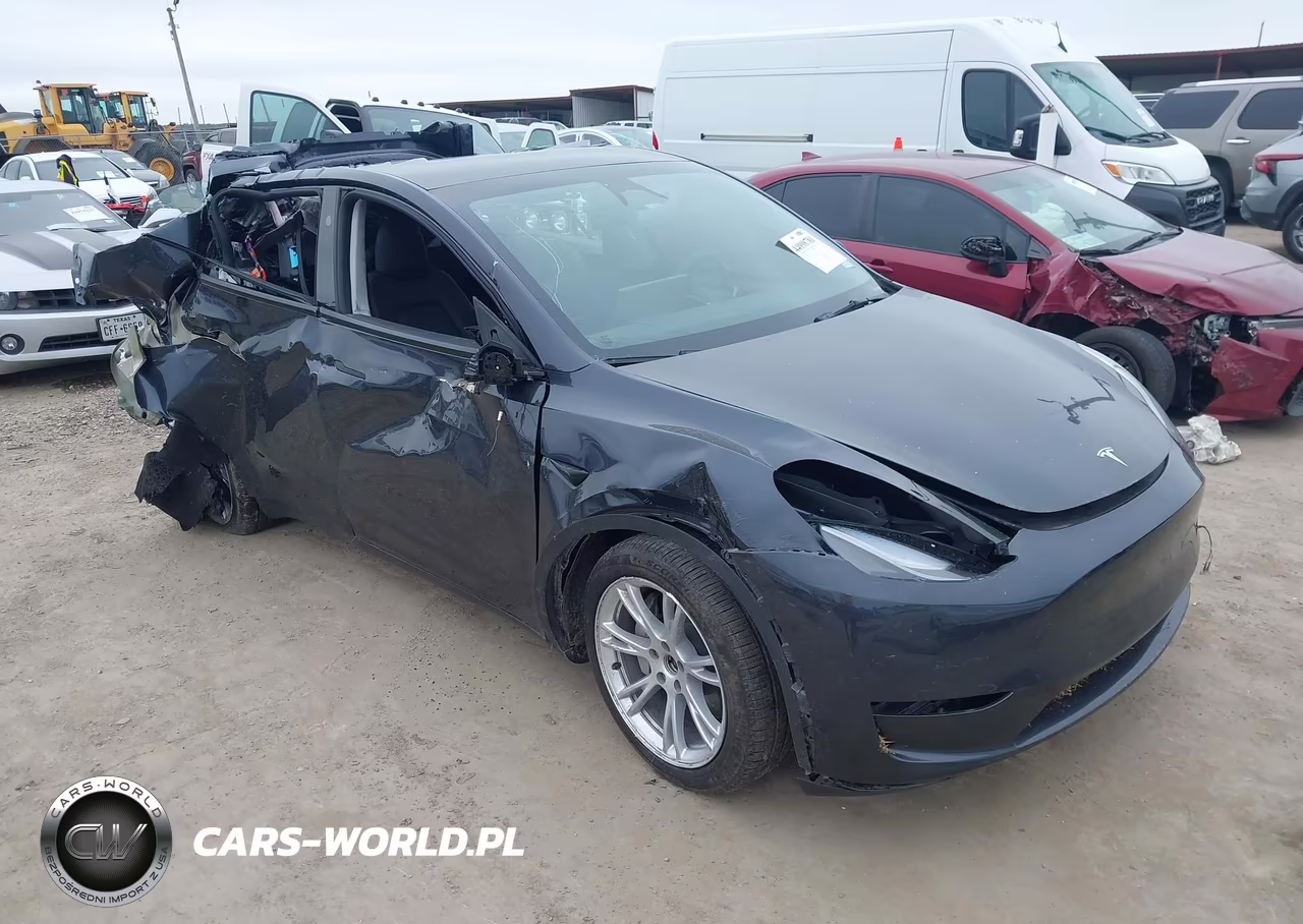 2024 Tesla Model Y Long Range Dual Motor All-Wheel Drive – zdjęcie 1 z 15