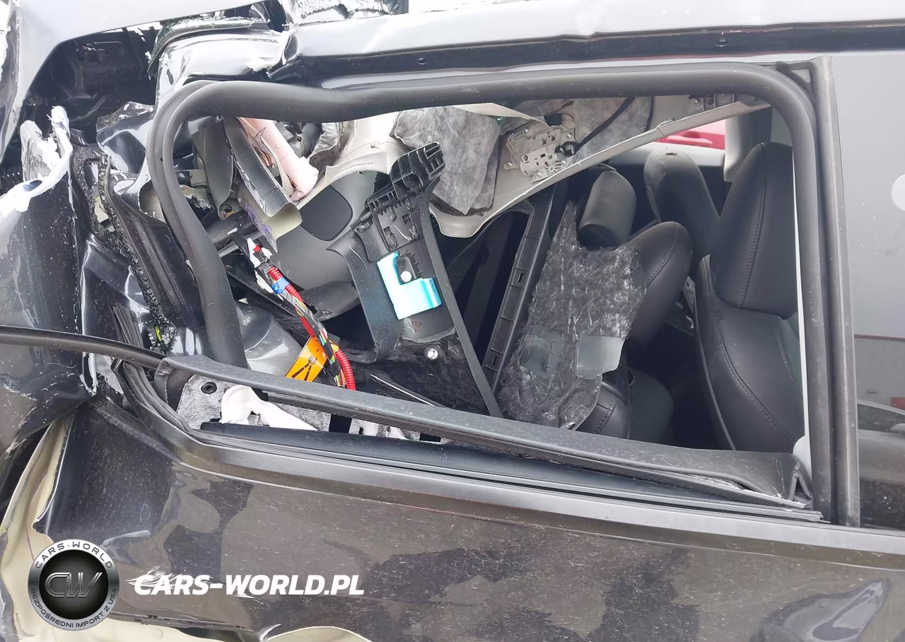 2024 Tesla Model Y Long Range Dual Motor All-Wheel Drive VIN:7SAYGDEEXRA226278 - 8