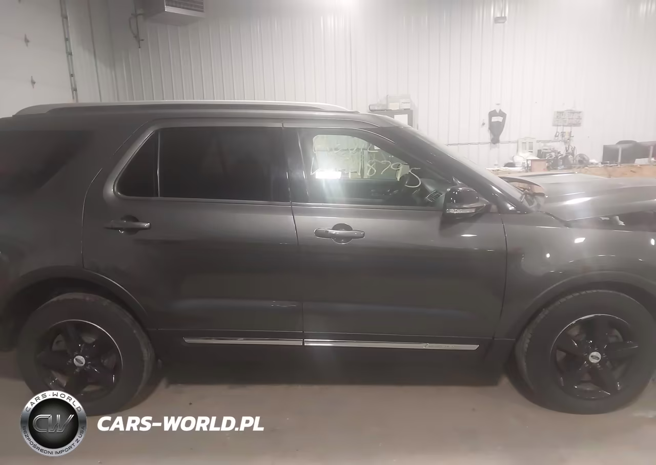 2016 Ford Explorer Xlt VIN:1FM5K8DH8GGC32325 - 13