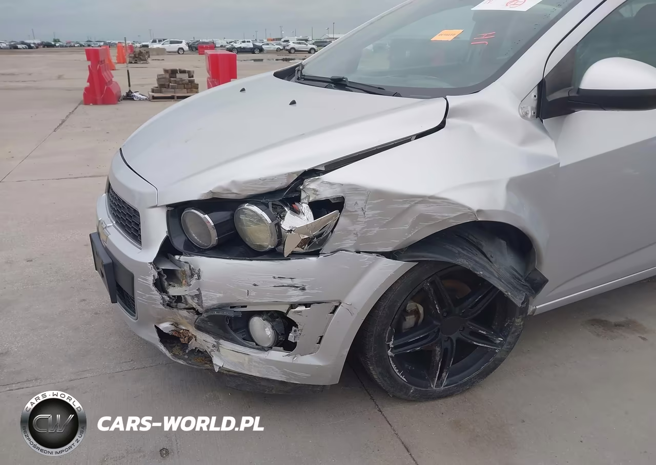 2015 Chevrolet Sonic Ltz Auto VIN:1G1JE5SB7F4146181 - 6