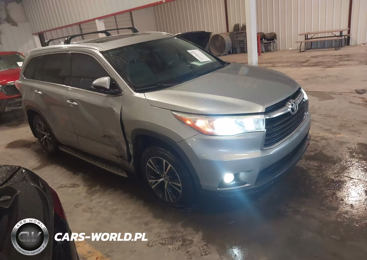 2016 Toyota Highlander Xle V6 – zdjęcie 1 z 16
