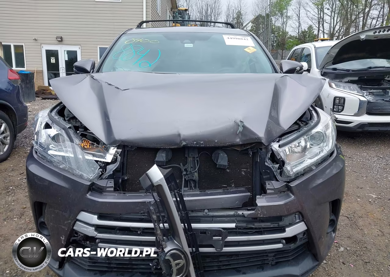 2017 Toyota Highlander Le VIN:5TDBZRFH4HS430400 - 12