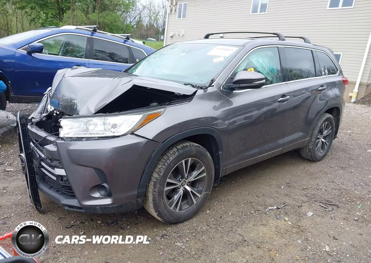 2017 Toyota Highlander Le VIN:5TDBZRFH4HS430400 - 2