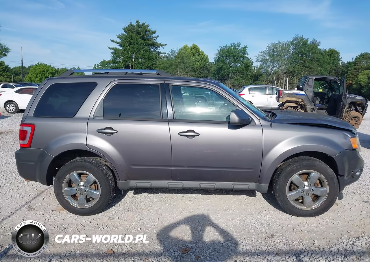 2010 Ford Escape Limited VIN:1FMCU0E74AKD42236 - 13