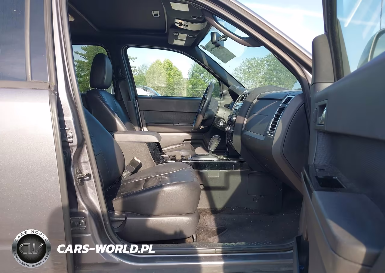 2010 Ford Escape Limited VIN:1FMCU0E74AKD42236 - 5
