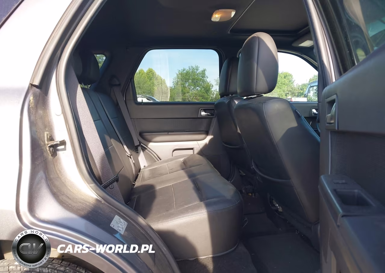 2010 Ford Escape Limited VIN:1FMCU0E74AKD42236 - 8
