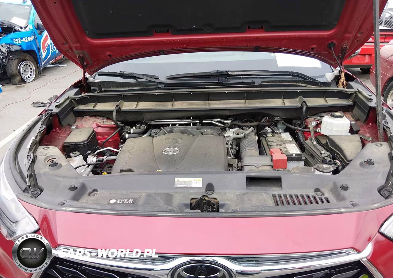 2020 Toyota Highlander Platinum VIN:5TDFZRBH7LS040083 - 10