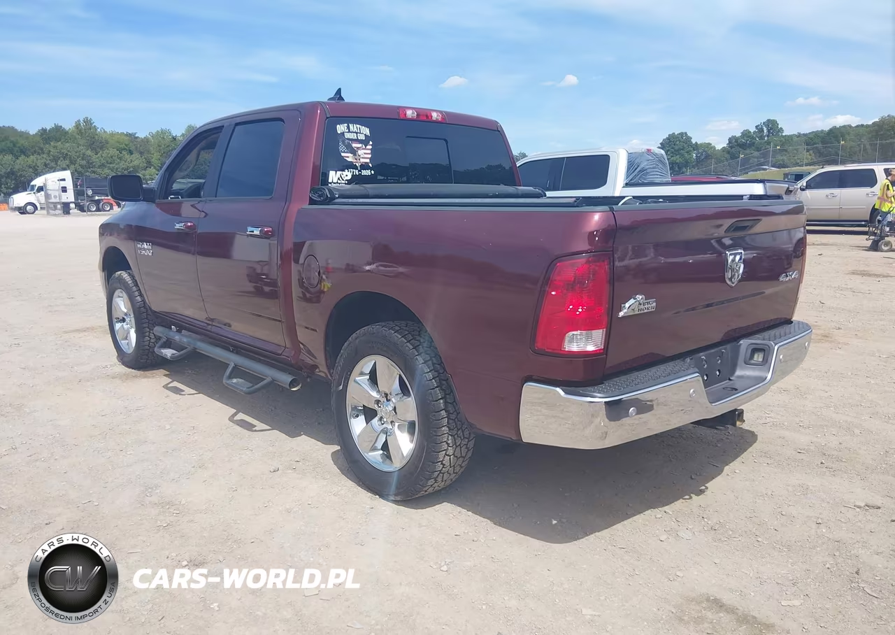 2018 Ram 1500 Big Horn 4X4 5'7 Box VIN:1C6RR7LG7JS108367 - 3