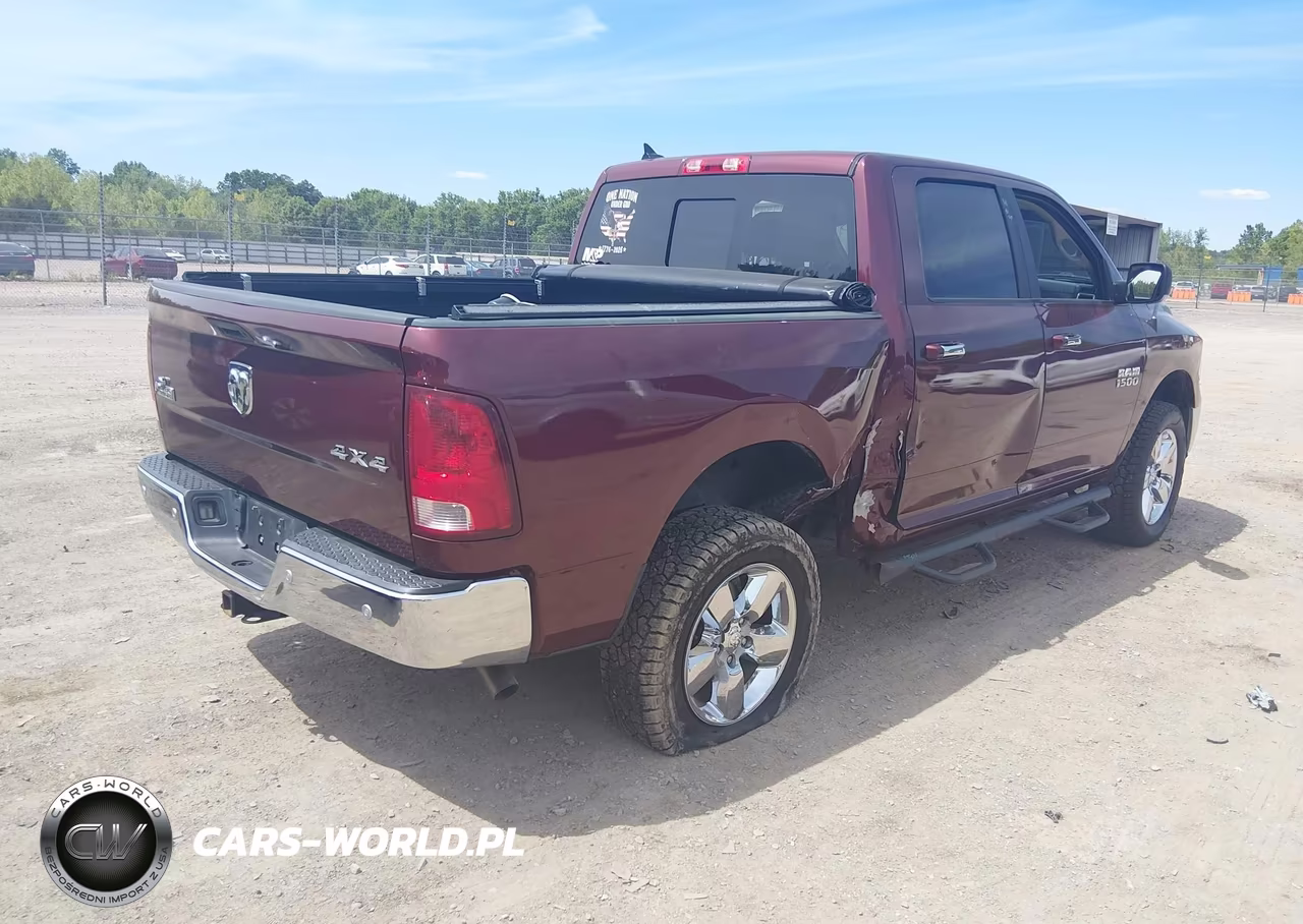 2018 Ram 1500 Big Horn 4X4 5'7 Box VIN:1C6RR7LG7JS108367 - 4