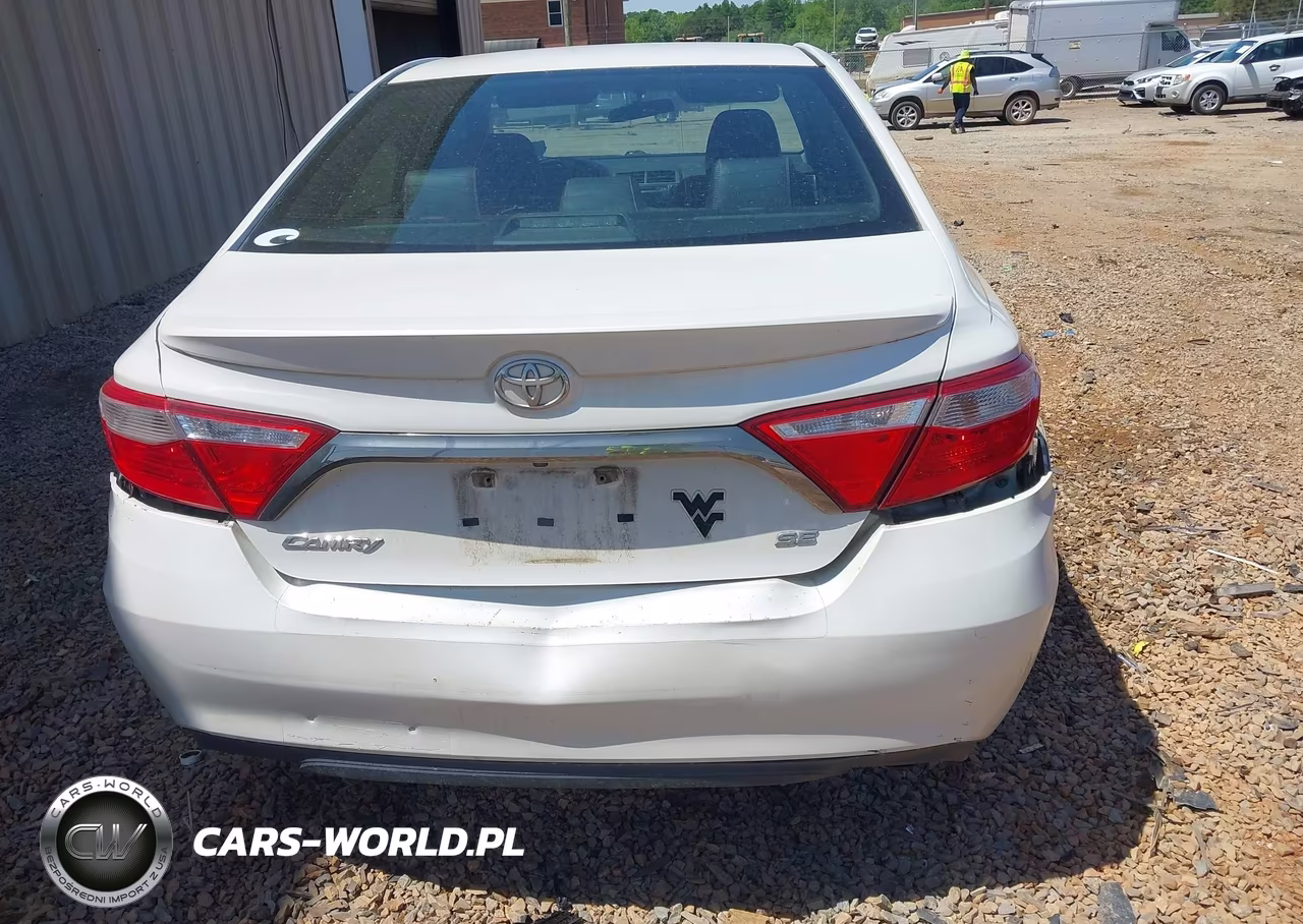2017 Toyota Camry Se VIN:4T1BF1FK3HU330611 - 16
