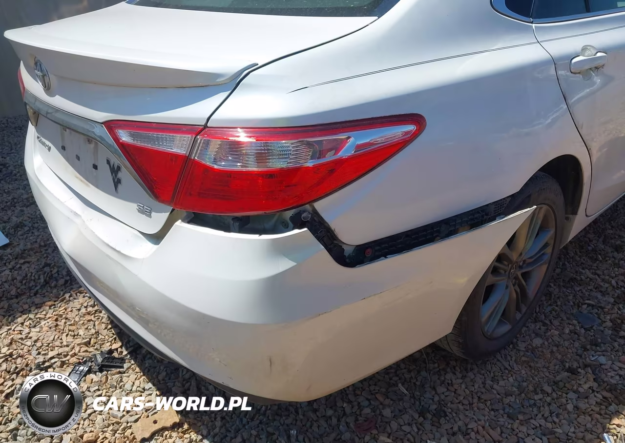 2017 Toyota Camry Se VIN:4T1BF1FK3HU330611 - 17