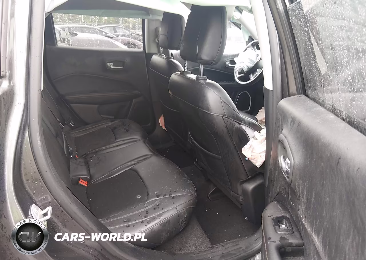 2018 Jeep Compass Latitude 4X4 VIN:3C4NJDBB4JT254694 - 8