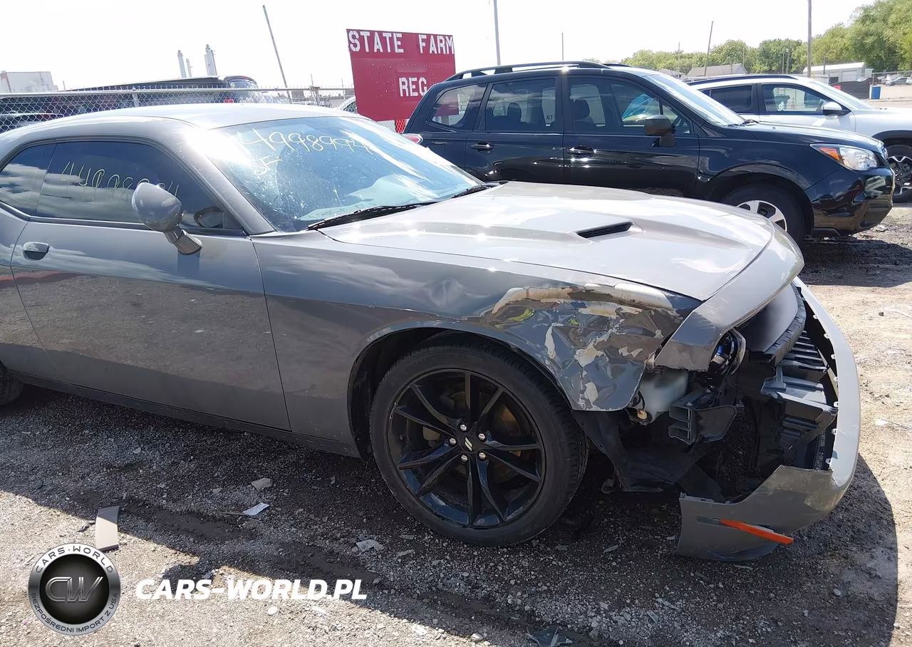 2017 Dodge Challenger Sxt VIN:2C3CDZAGXHH613904 - 17