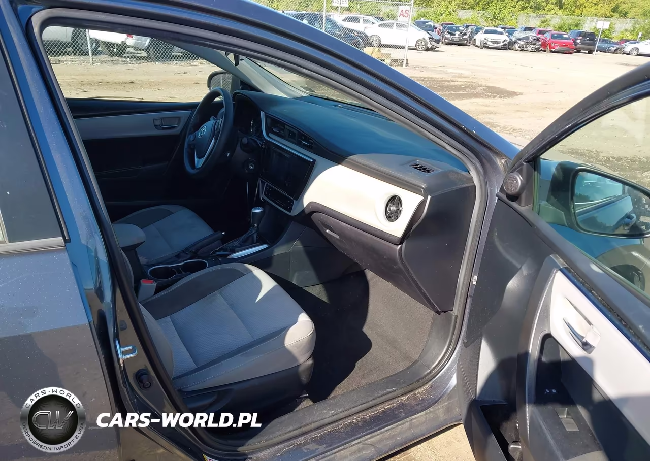 2019 Toyota Corolla Le VIN:2T1BURHE6KC193183 - 5