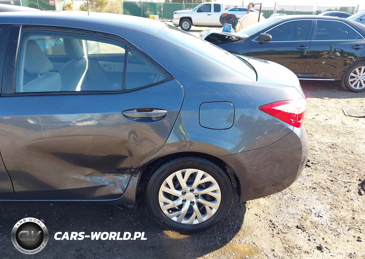 2019 Toyota Corolla Le VIN:2T1BURHE6KC193183 - 6