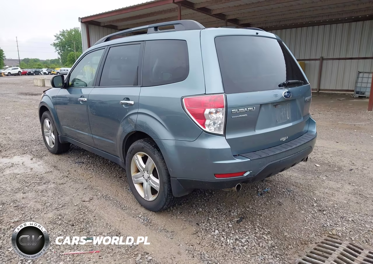2010 Subaru Forester 2.5X Premium VIN:JF2SH6CC6AH758522 - 3