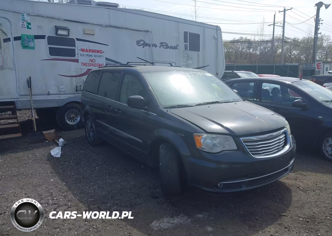 2012 Chrysler Town & Country Touring