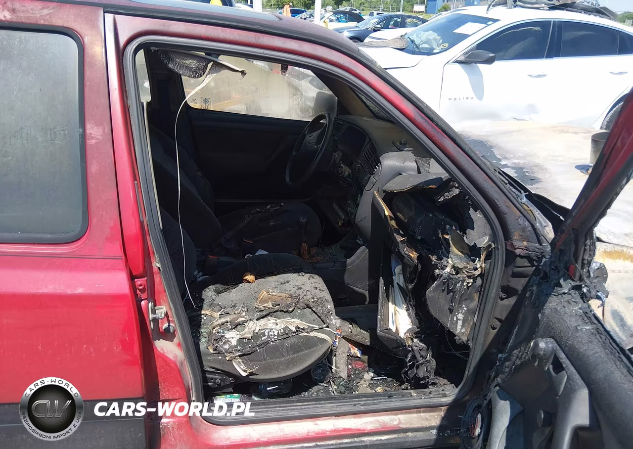 1998 Volkswagen Jetta Tdi VIN:3VWRF81HXWM243200 - 5