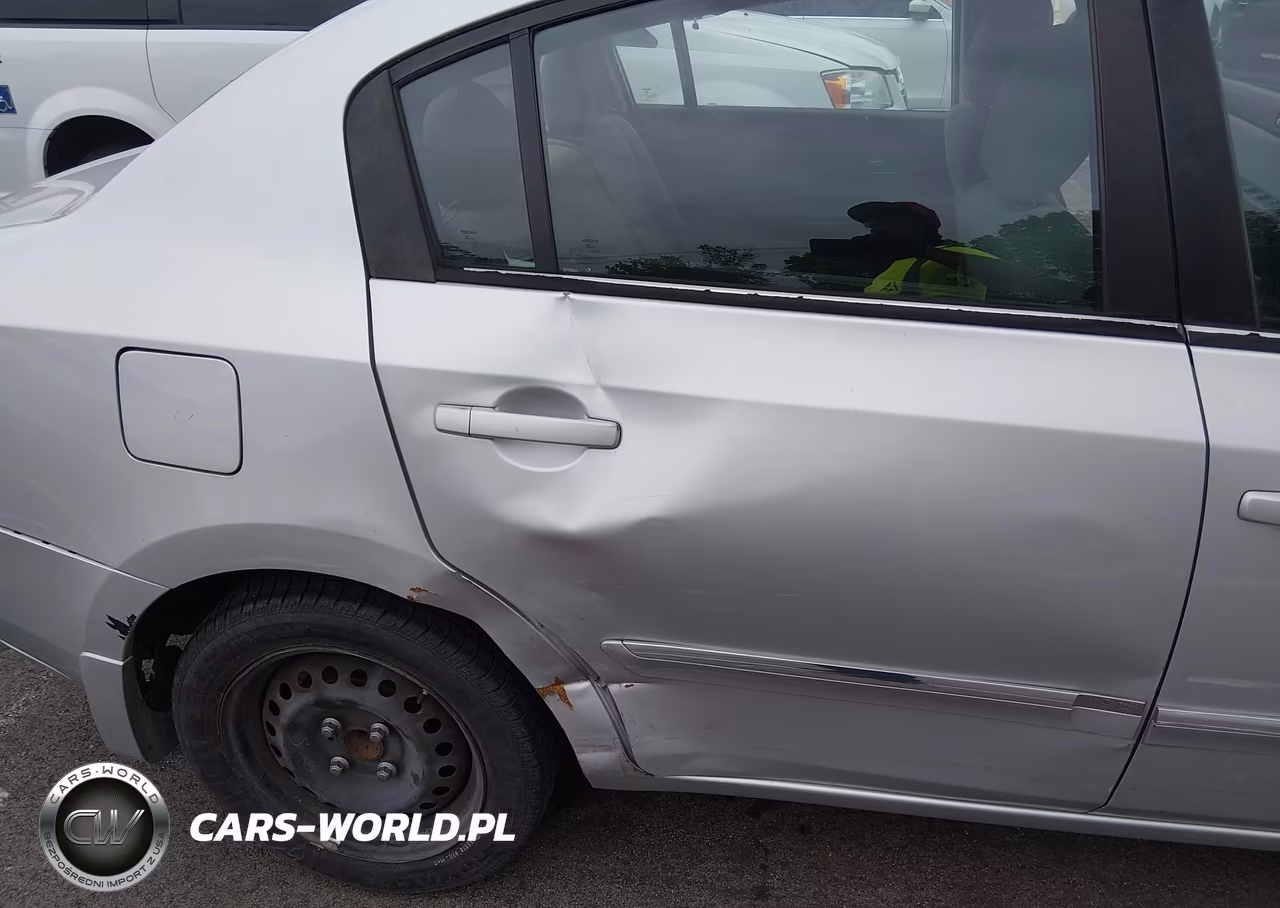 2010 Niss Sentra 2.0 VIN:3N1AB6AP7AL641456 - 6