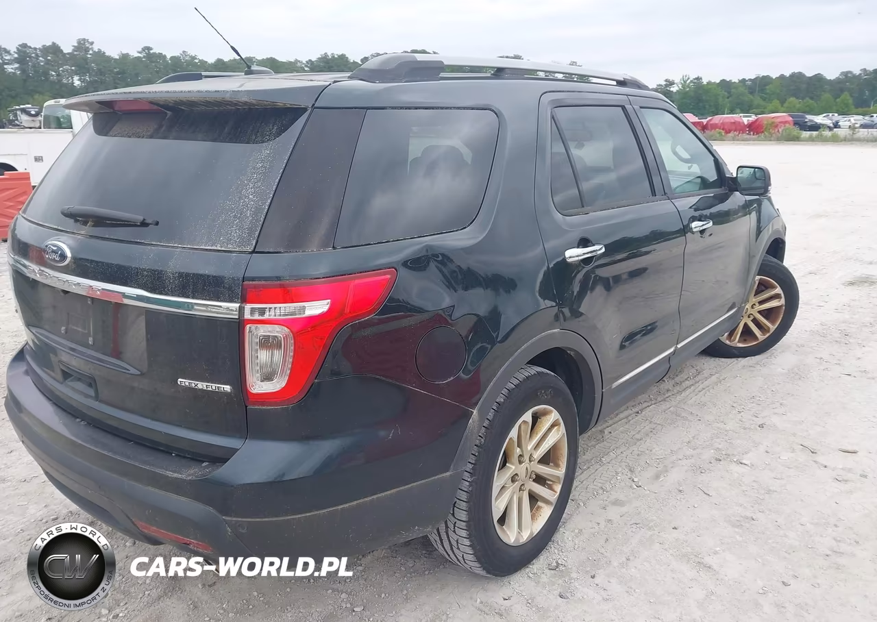 2014 Ford Explorer Xlt VIN:1FM5K7D87EGA67360 - 4