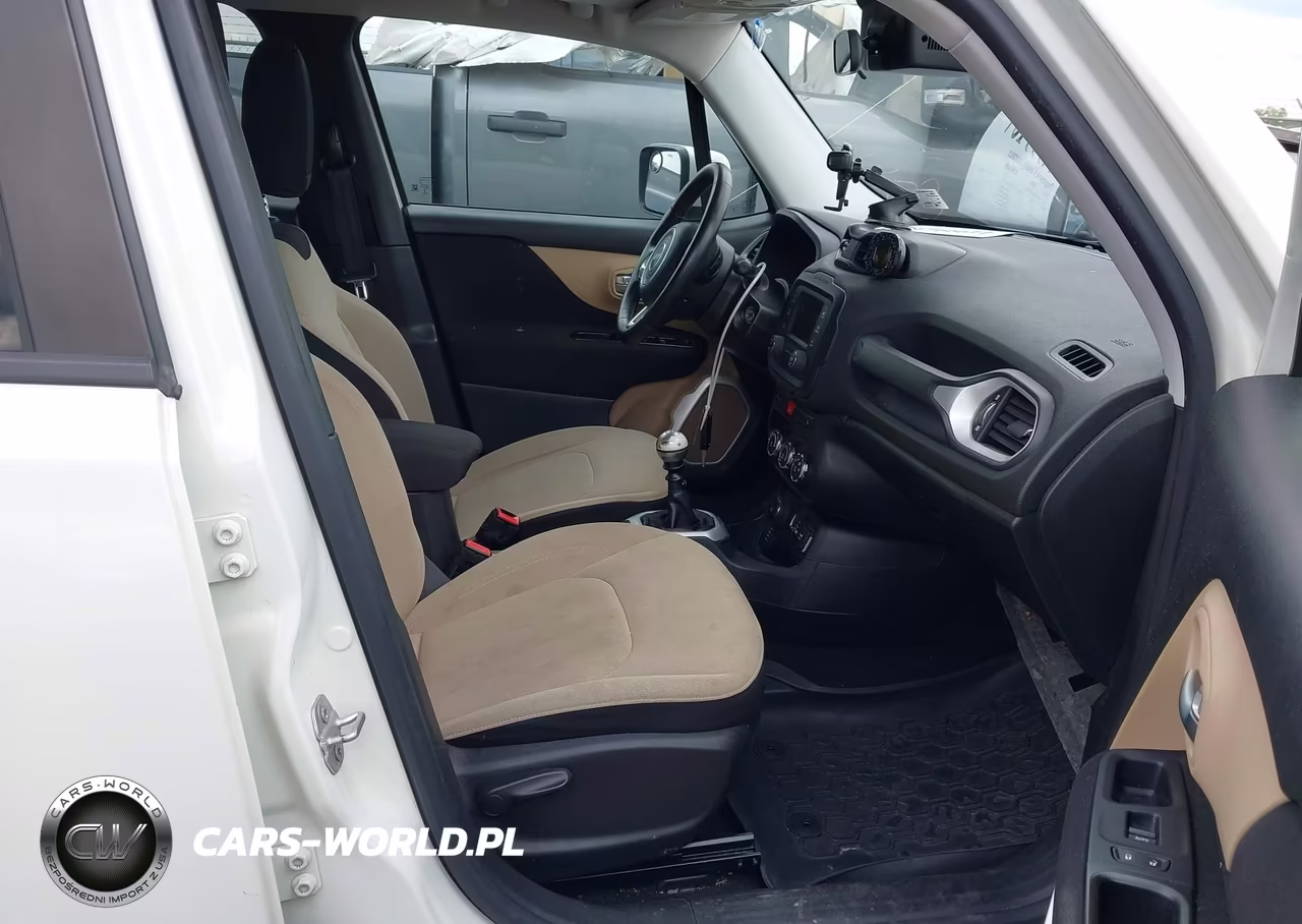 2015 Jeep Renegade Latitude VIN:ZACCJBBH1FPC18914 - 5