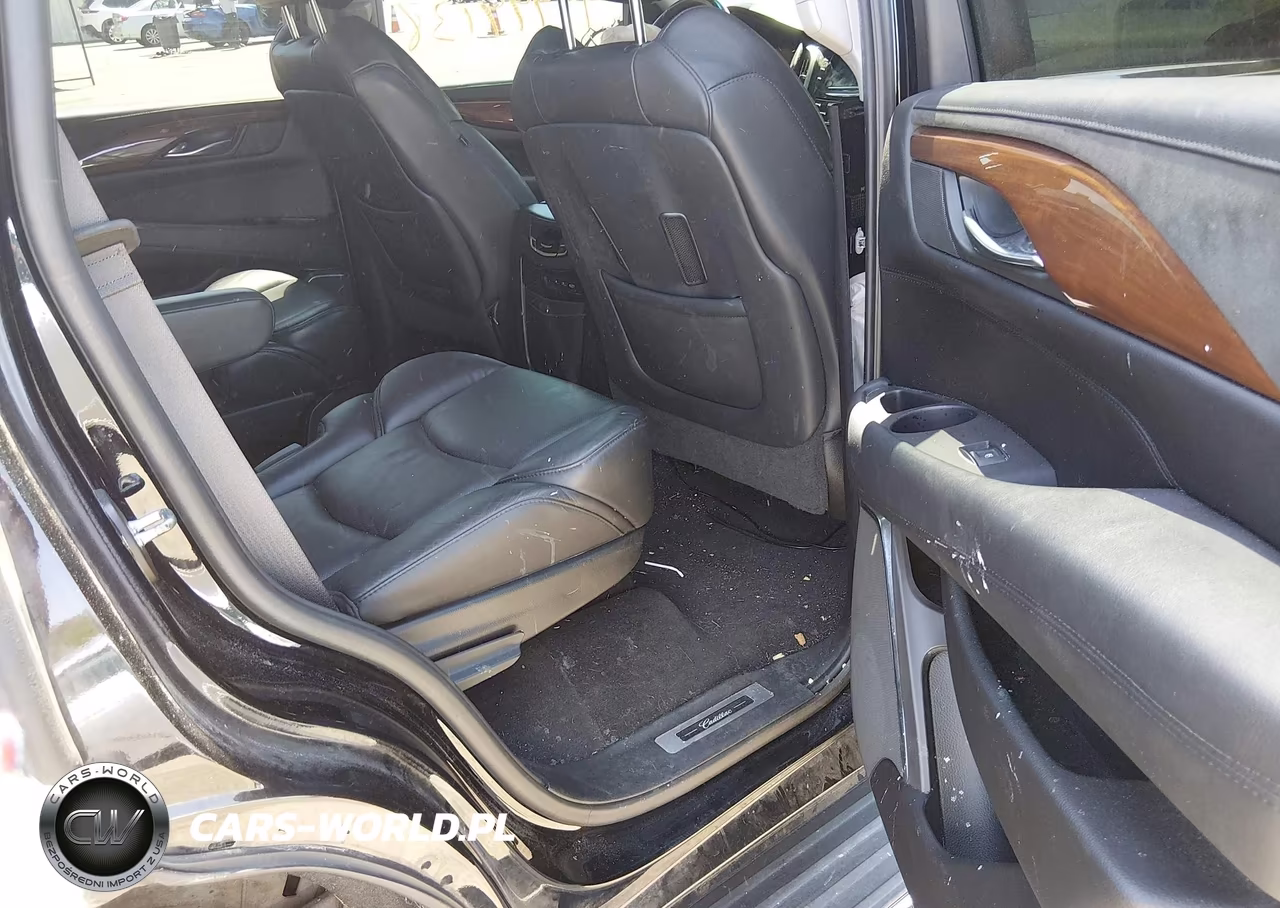 2017 Cadillac Escalade Luxury VIN:1GYS4BKJ8HR338780 - 8