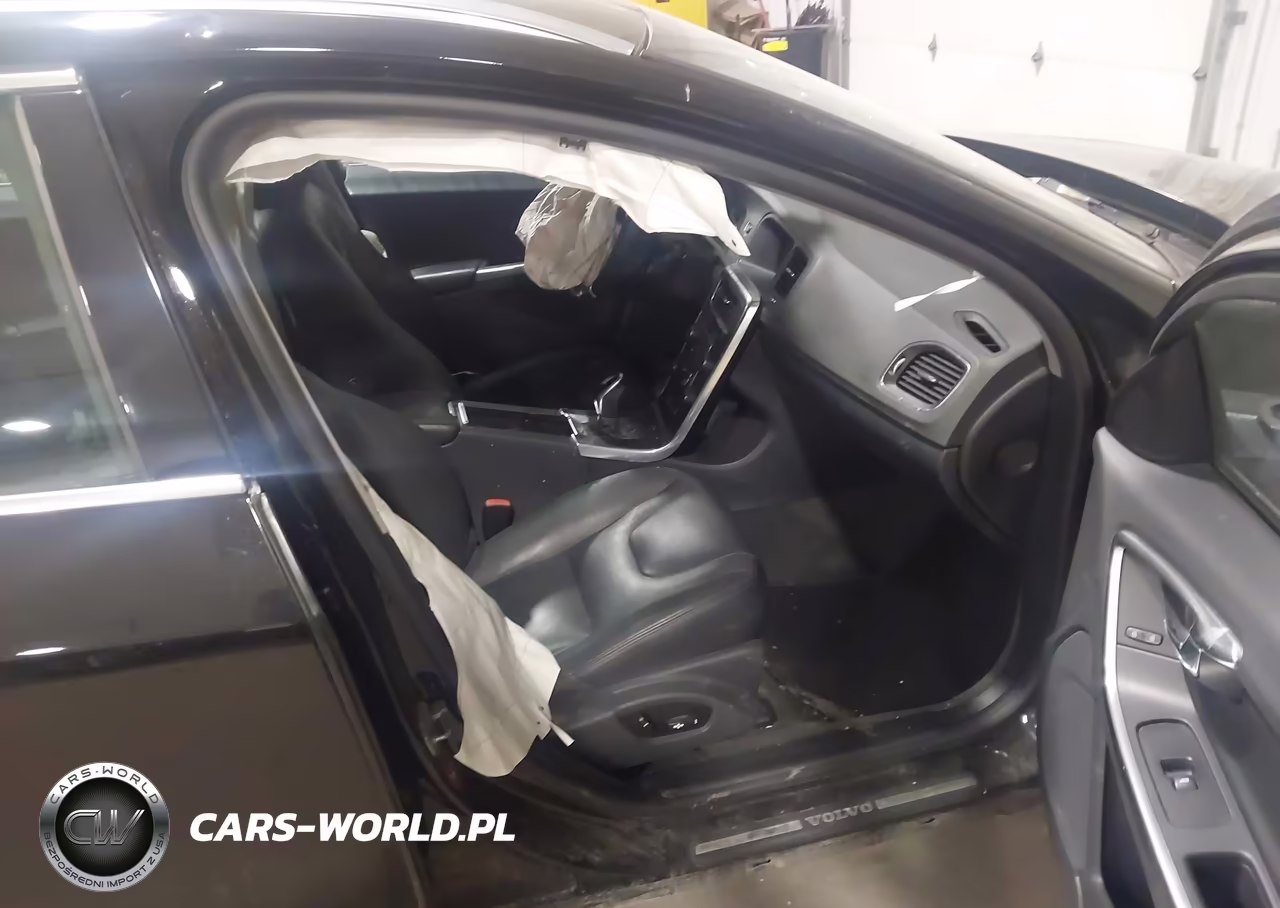 2015 Volvo V60 T5 Premier VIN:YV1612SB7F1186862 - 5
