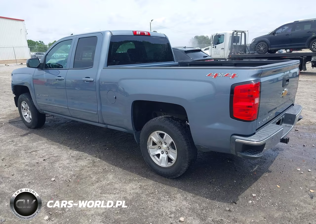 2015 Chevrolet Silverado 1500 1Lt VIN:1GCVKREC1FZ284637 - 3