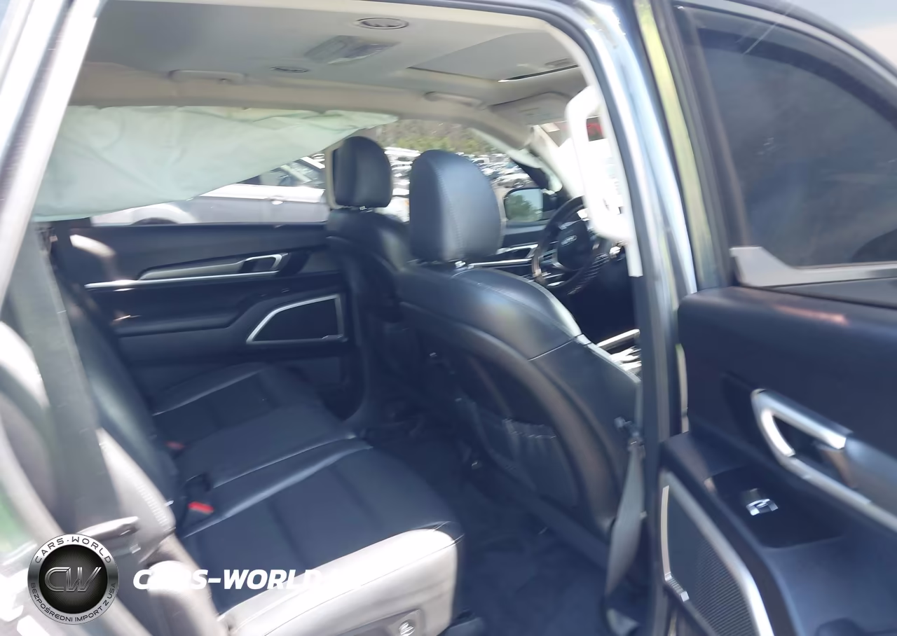 2020 Kia Telluride S VIN:5XYP64HC2LG048035 - 8