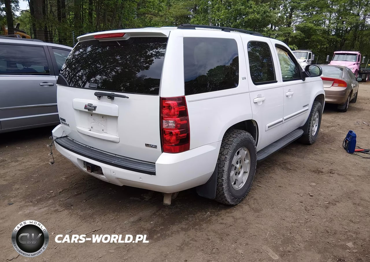 2007 Chevrolet Tahoe Ltz VIN:1GNFC130X7R220665 - 4