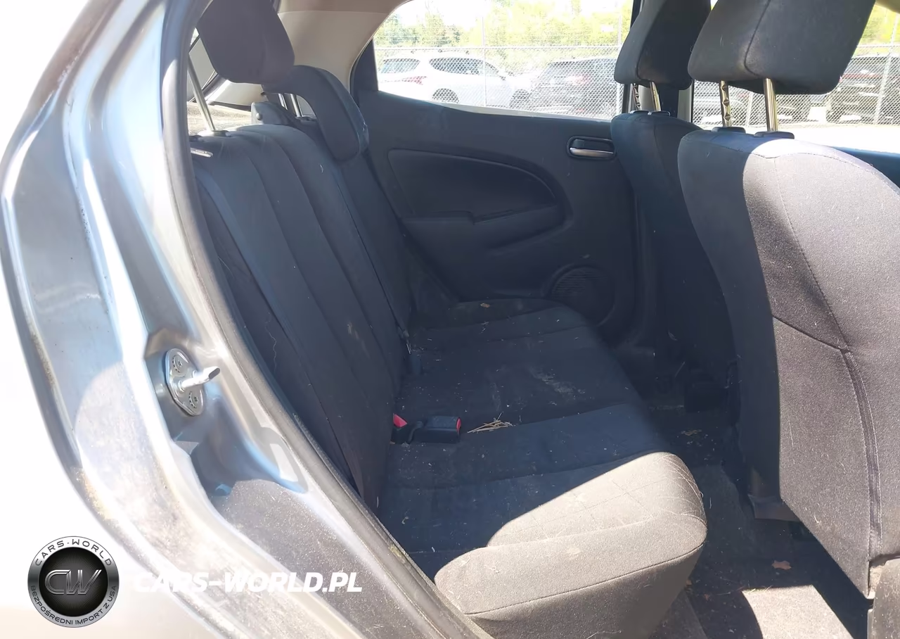 2011 Mazda Mazda2 Sport VIN:JM1DE1HZ6B0107987 - 8