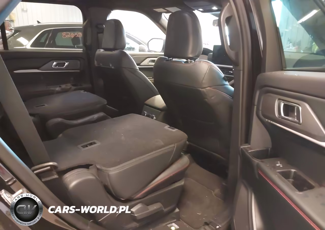 2026 Ford Explorer St-Line VIN:1FMUK8KH4TGA86059 - 8