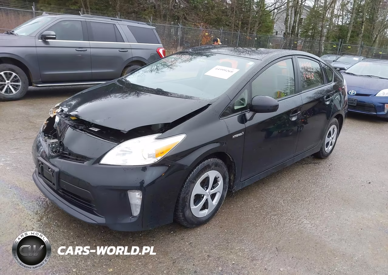2015 Toyota Prius Two VIN:JTDKN3DUXF0444925 - 2