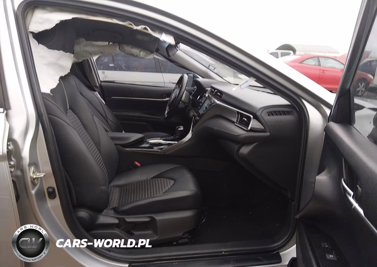 2020 Toyota Camry Se VIN:4T1G11AK9LU893084 - 5