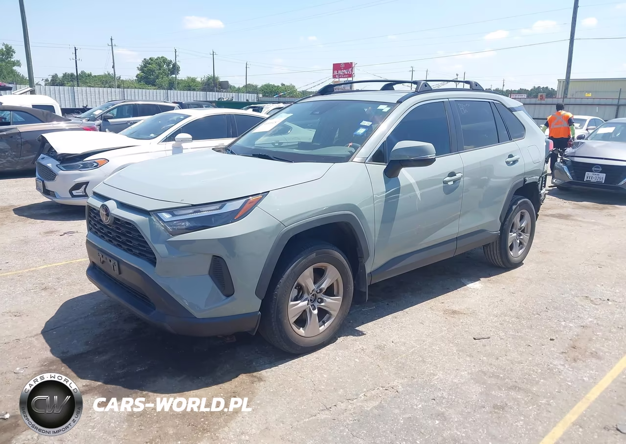 2022 Toyota Rav4 Xle VIN:2T3W1RFV3NW225367 - 2