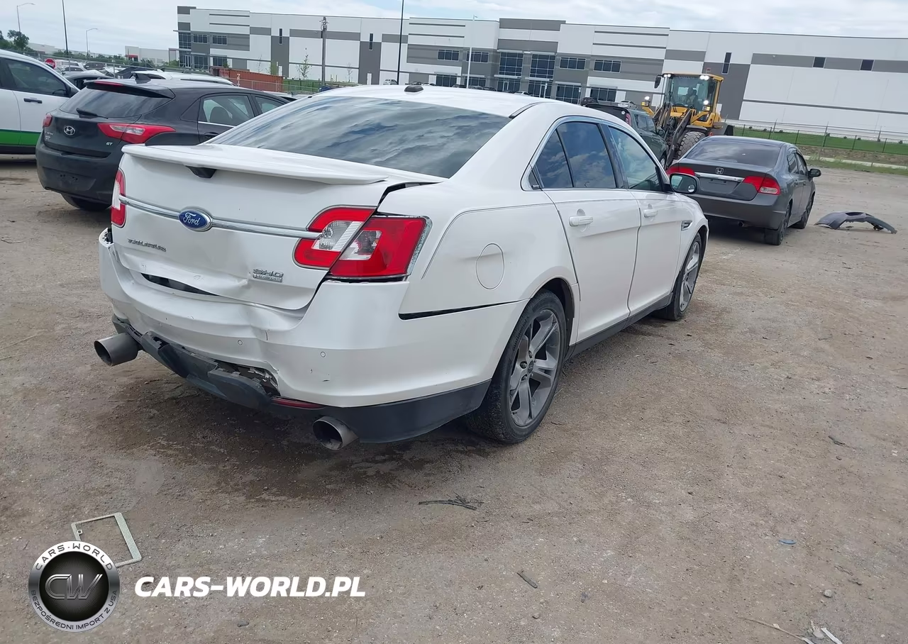 2012 Ford Taurus Sho VIN:1FAHP2KT5CG137695 - 4