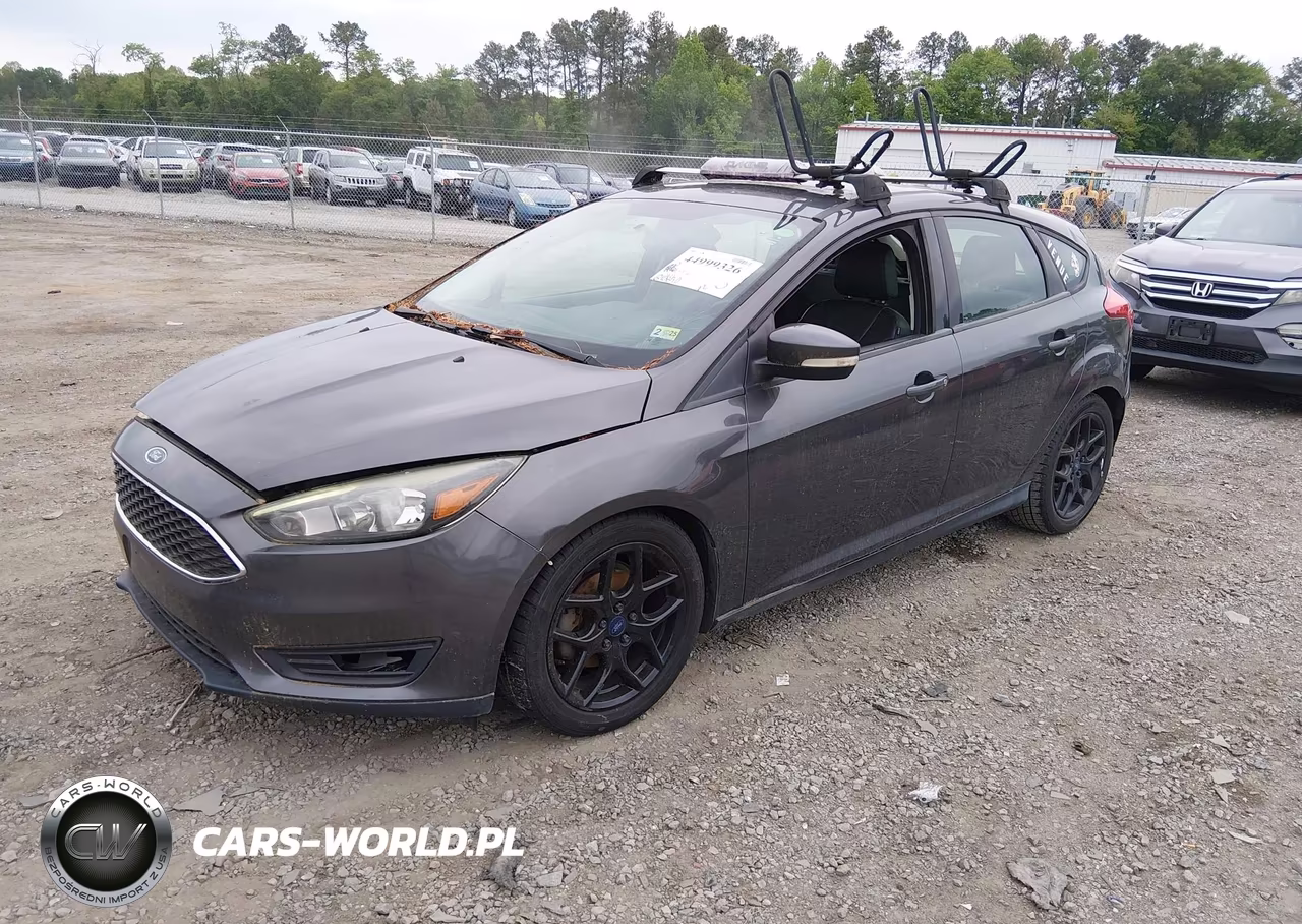 2016 Ford Focus Se VIN:1FADP3K25GL332902 - 2
