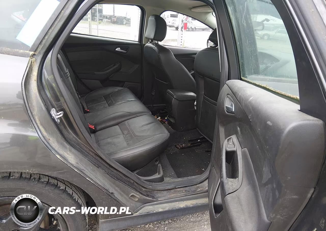 2016 Ford Focus Se VIN:1FADP3K25GL332902 - 8