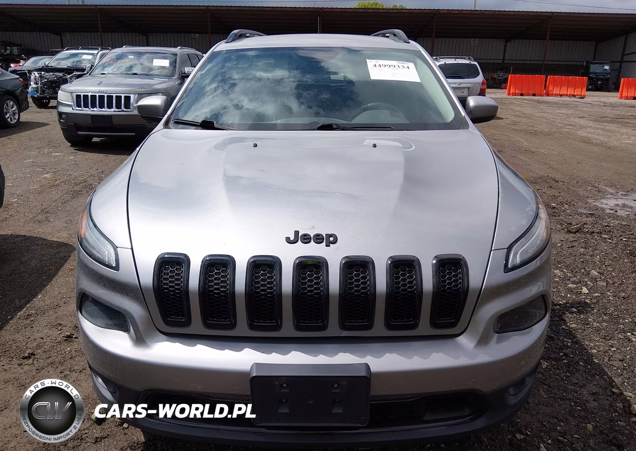 2016 Jeep Cherokee Altitude VIN:1C4PJLCSXGW135469 - 6