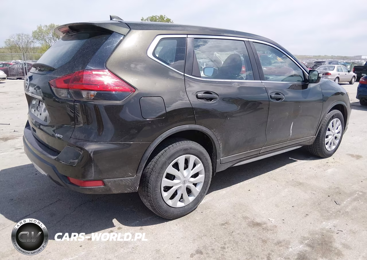 2017 Nissan Rogue S VIN:KNMAT2MV5HP543974 - 4