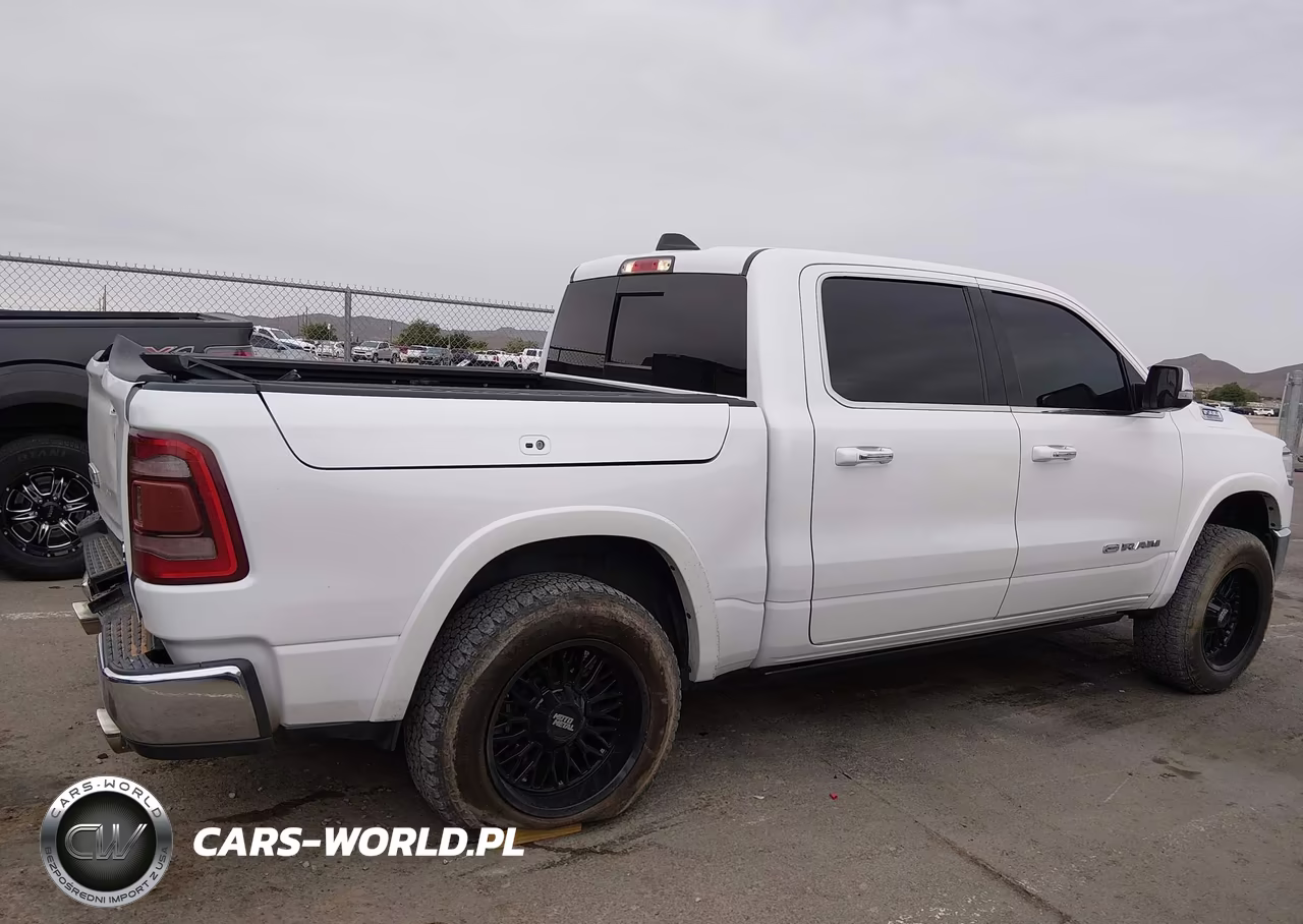 2020 Ram 1500 Laramie Longhorn 4X4 5'7 Box VIN:1C6SRFKM8LN221670 - 13